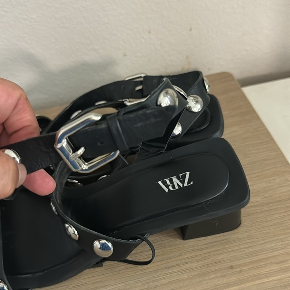 Zara EUC Block Heel Leatherwith Metal Stud Sandals - Picture 6 of 13